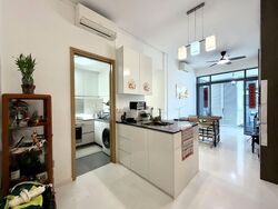The Skywoods (D23), Condominium #560771401